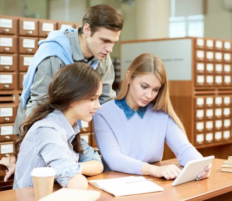 Робота для студента під час навчання у Словаччині – варіанти, можливості, переваги