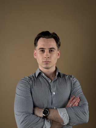 Фото - Роман